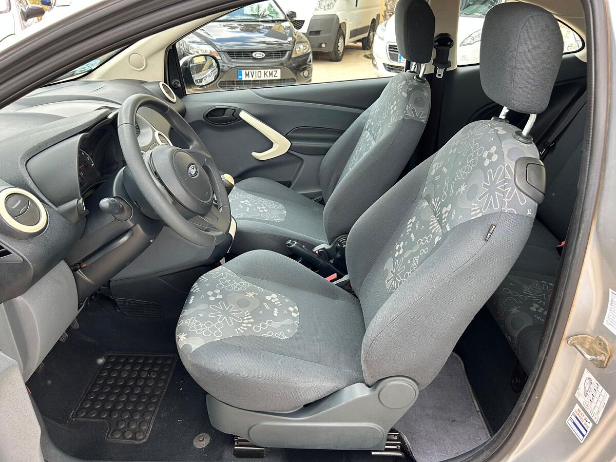 FORD KA TREND 1.2 SPANISH LHD IN SPAIN ONLY 20000 MILES SUPER LITTLE CAR 2016